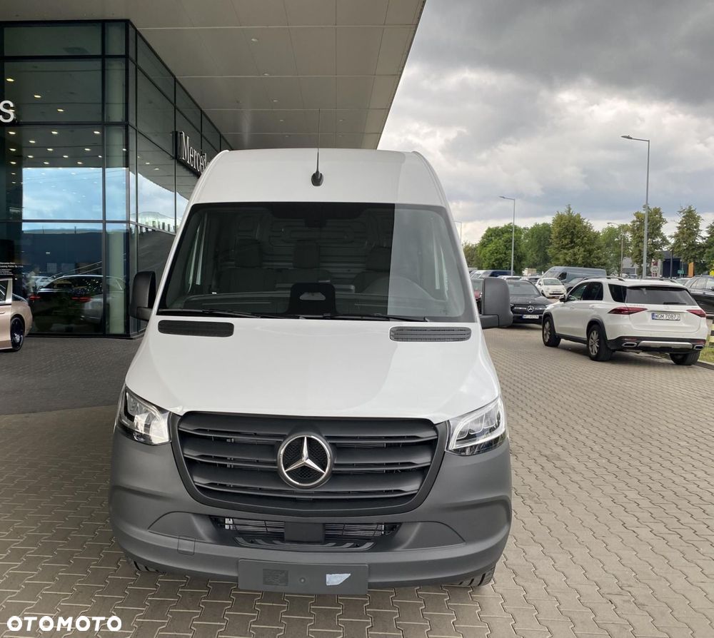Mercedes-Benz Sprinter - 3