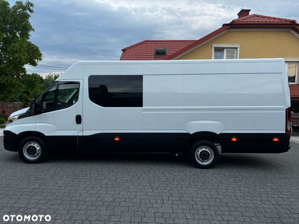 Iveco Daily Max 7 -osobowe - 17