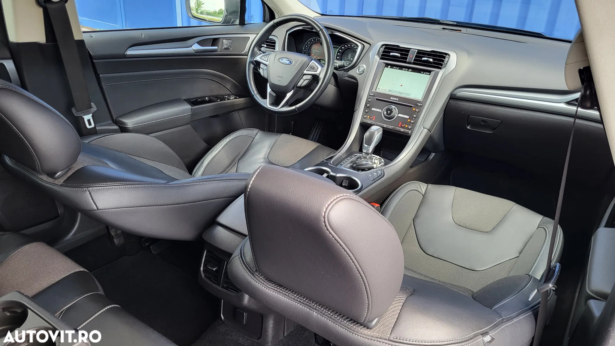 Ford Mondeo Turnier 2.0 TDCi Start-Stopp PowerShift-Aut Titanium - 11