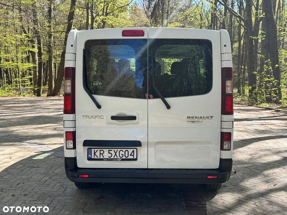 Renault Trafic - 11