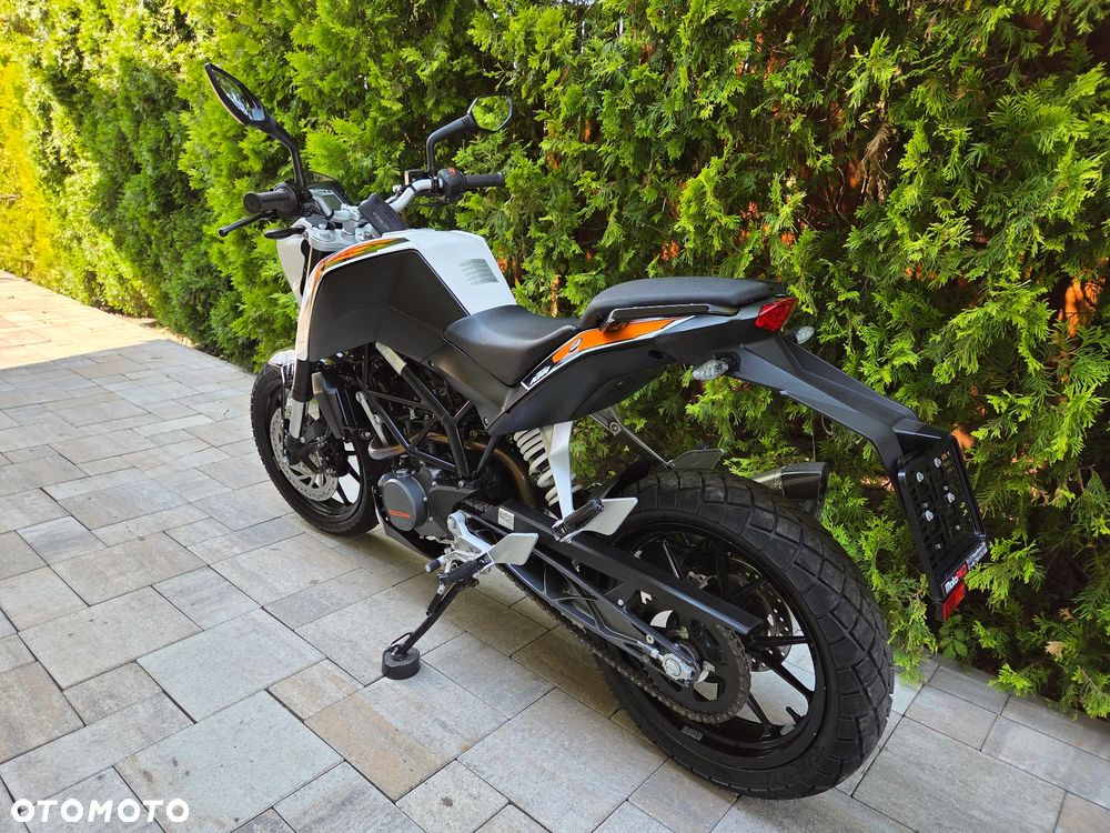 KTM Duke 125 - 16