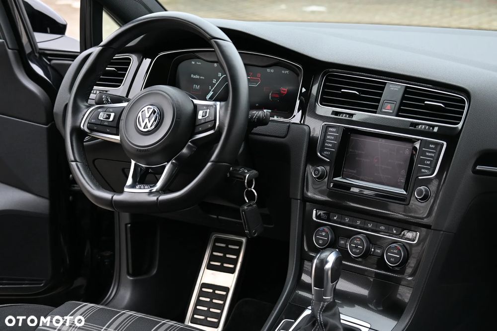 Volkswagen Golf GTD (BlueMotion Technology) DSG - 27