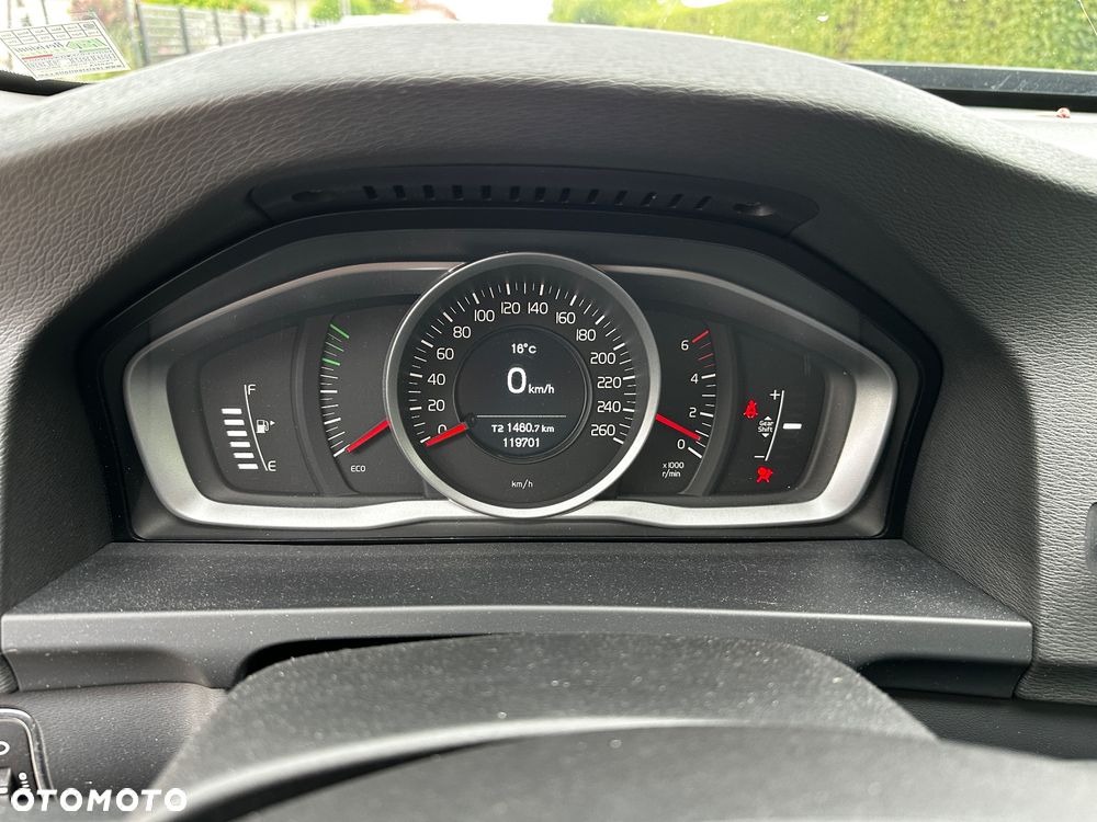 Volvo V60 - 17