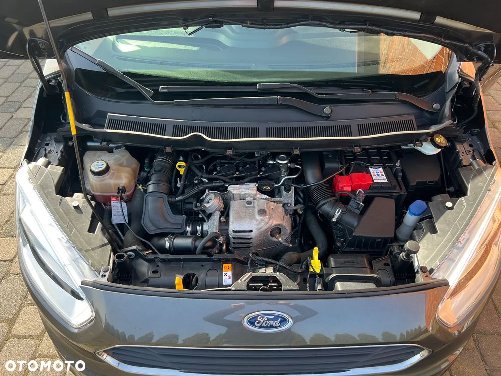 Ford Tourneo Courier 1.0 EcoBoost S&S Trend - 25