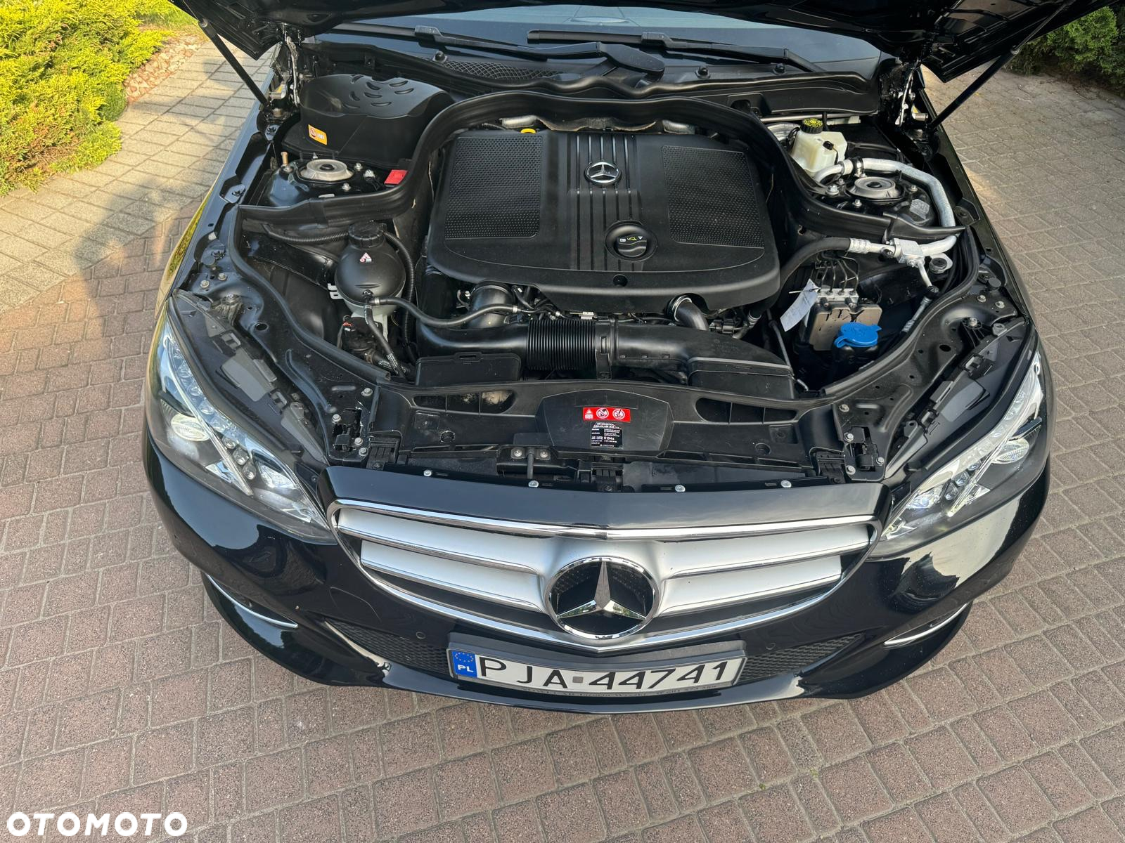 Mercedes-Benz Klasa E 200 CDI DPF BlueEFFICIENCY 7G-TRONIC Avantgarde - 35