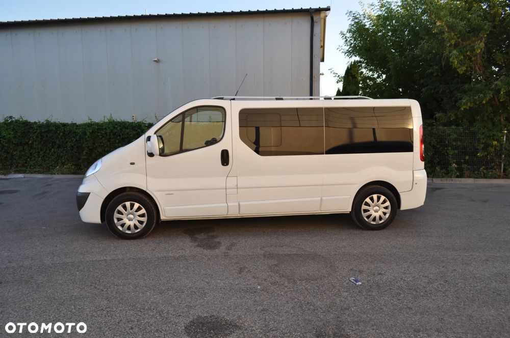 Opel Vivaro - 9