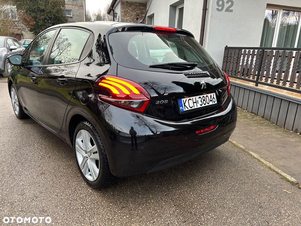 Peugeot 208 1.2 PureTech GPF Signature S&S - 4