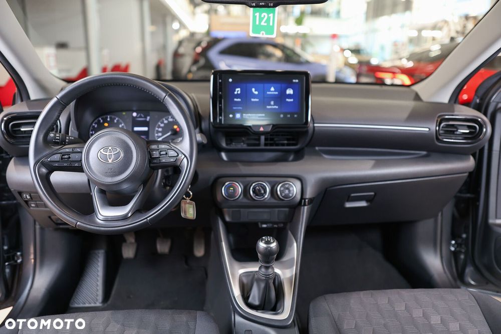 Toyota Yaris 1.5 Comfort - 6
