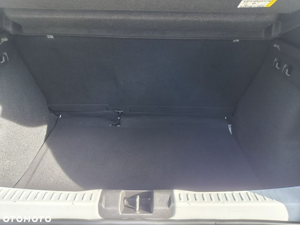 Dacia Sandero TCe 90 Comfort - 28