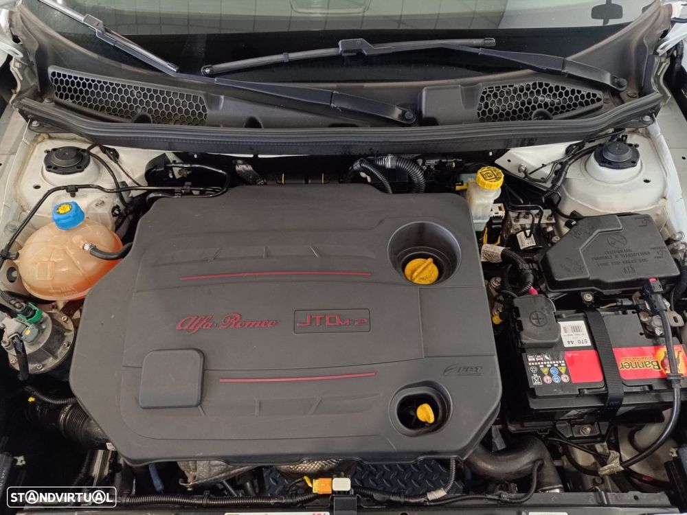 Alfa Romeo Giulietta 1.6 JTDM Distinctive - 24