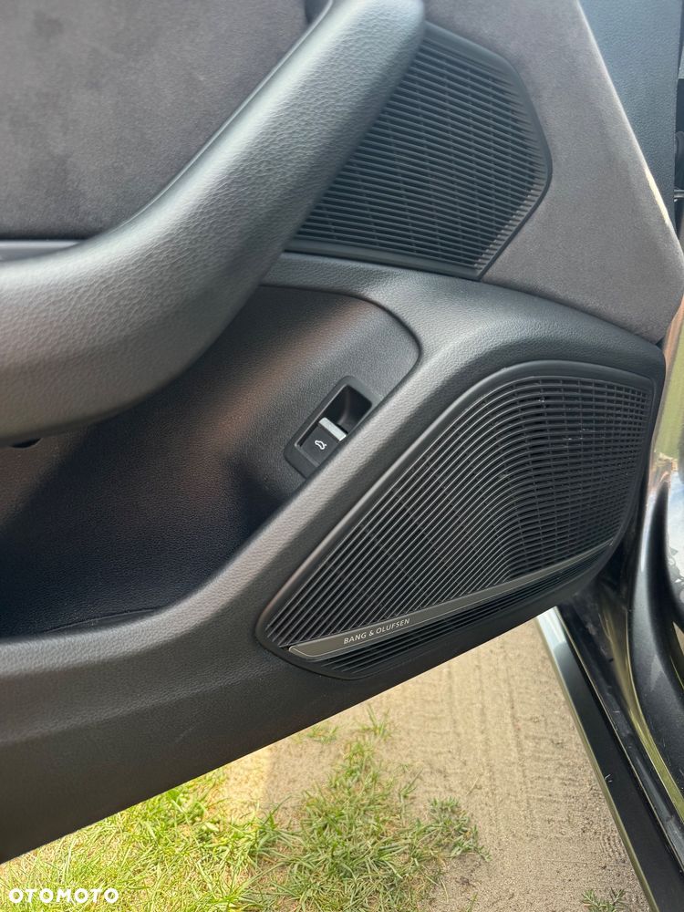 Audi A4 Avant 2.0 TDI S tronic quattro - 18