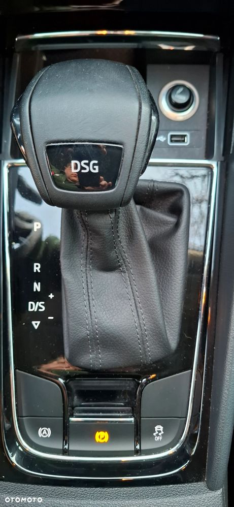 Skoda Karoq 1.5 TSI ACT GPF 4x2 Ambition DSG - 24