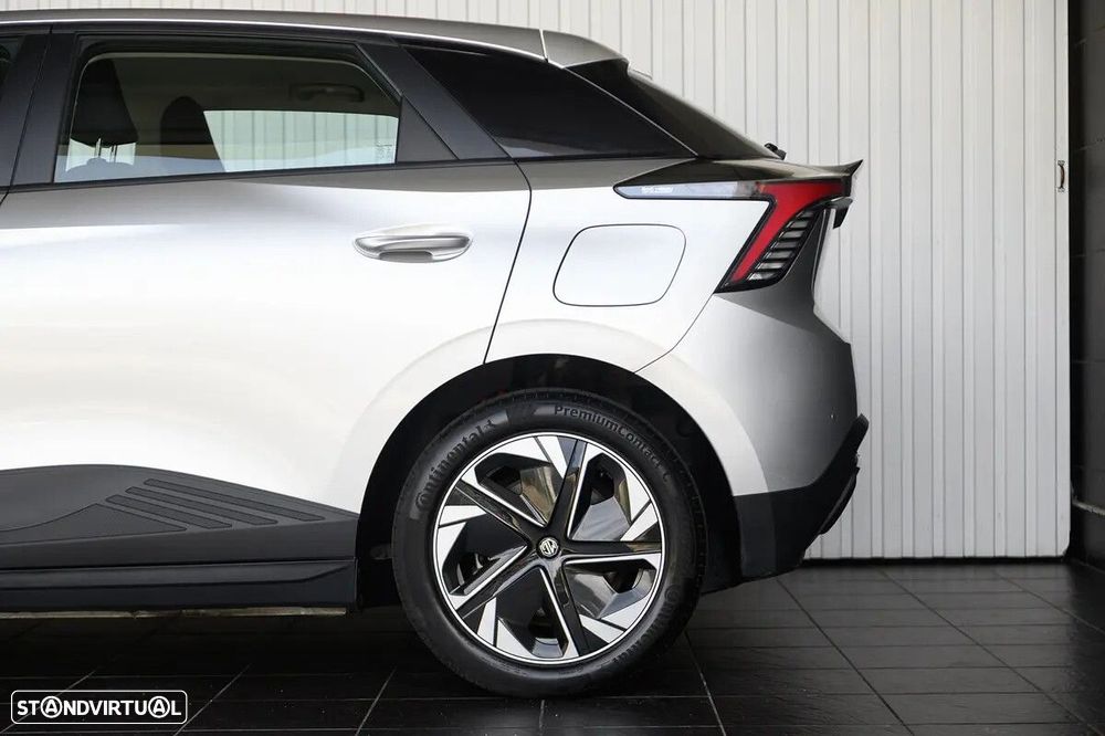 MG MG4 51 kWh Standard - 17