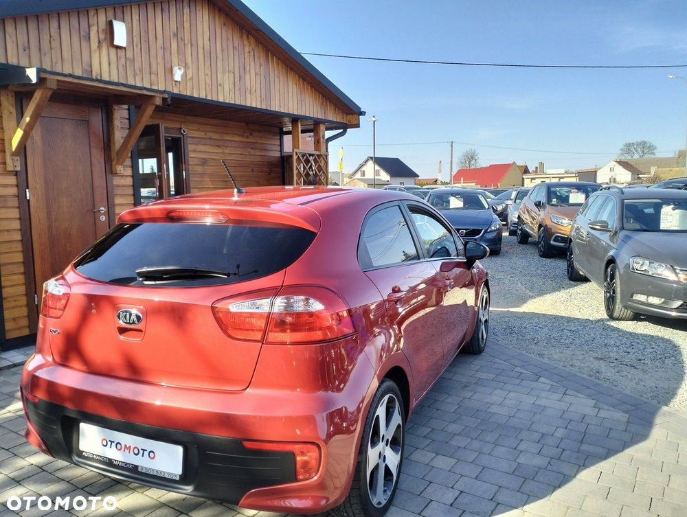 Kia Rio - 5
