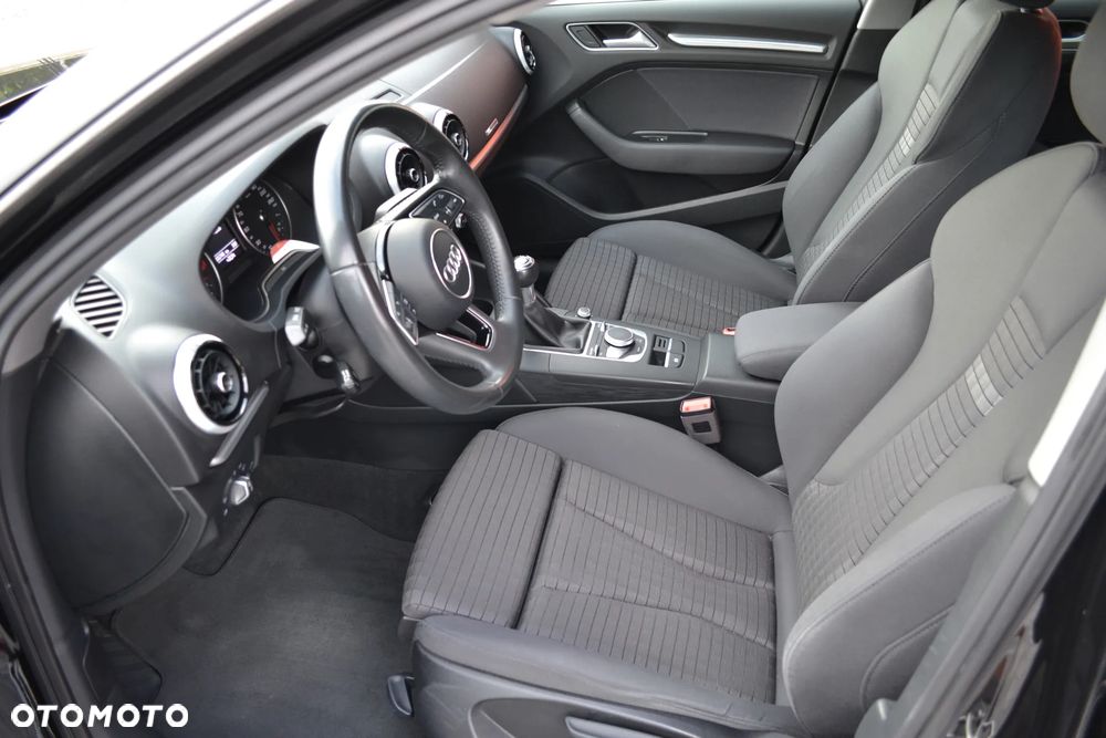 Audi A3 Sportback 1.4 TFSI CoD Sport - 13