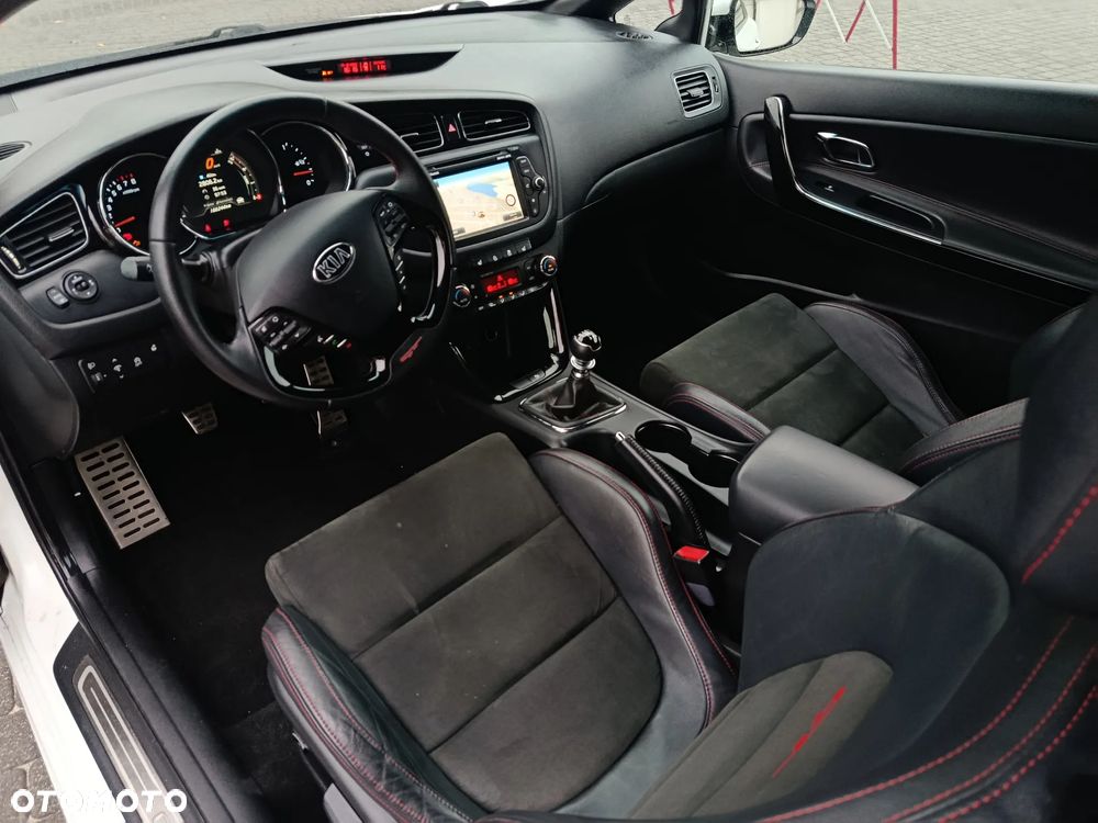 Kia Ceed Cee'd 1.6 T-GDI GT - 20