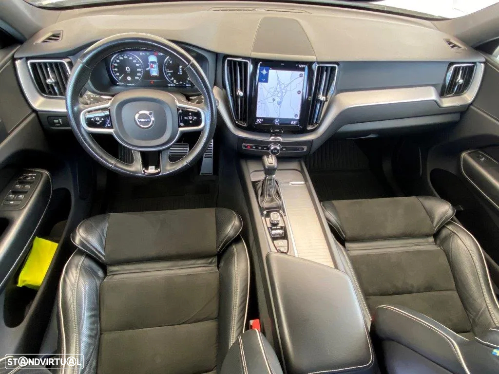 Volvo XC 60 2.0 D4 R-Design AWD Geartronic - 8