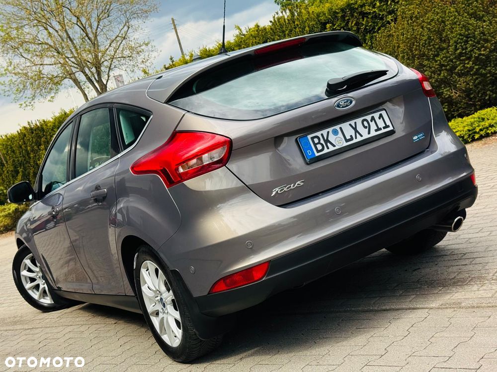 Ford Focus 2.0 TDCi DPF Start-Stopp-System Titanium - 17