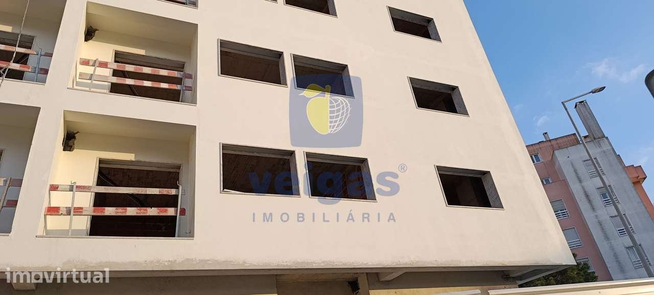 Cedência de Posição Contratual T2 em Fitares - Grande imagem: 2/4