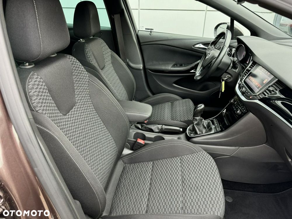 Opel Astra - 20