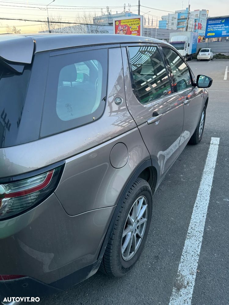 Land Rover Discovery Sport ver-2-0-l-td4-hse-luxury-aut- - 8