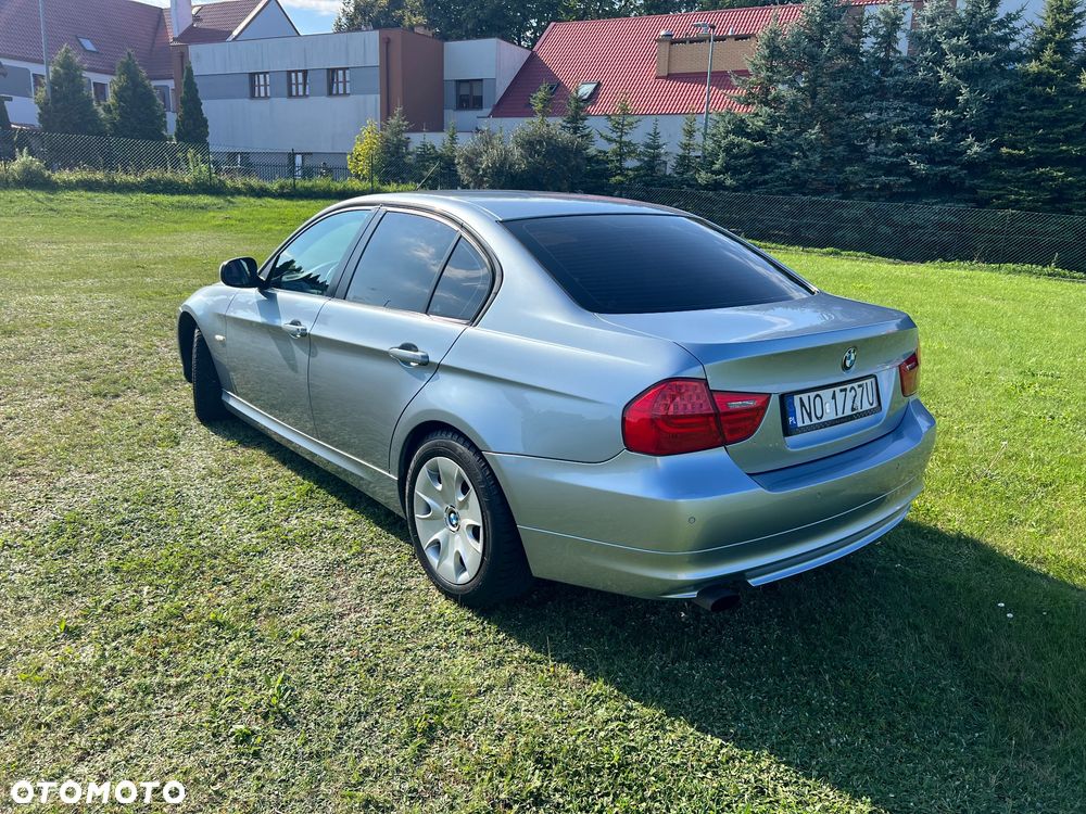 BMW Seria 3 318i Edition Lifestyle - 3