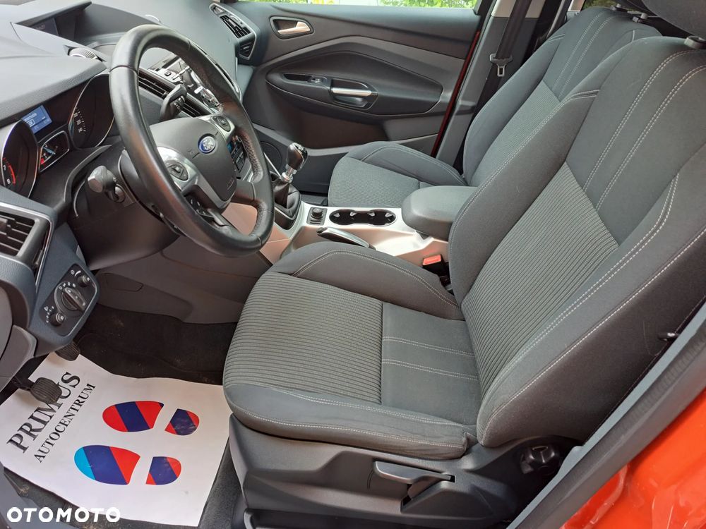 Ford Grand C-MAX - 10