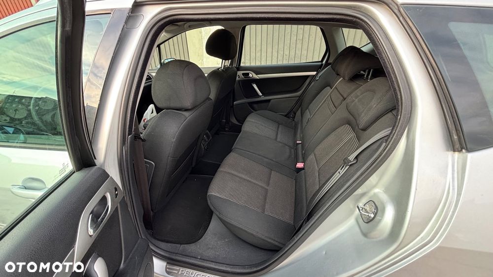 Peugeot 407 - 9