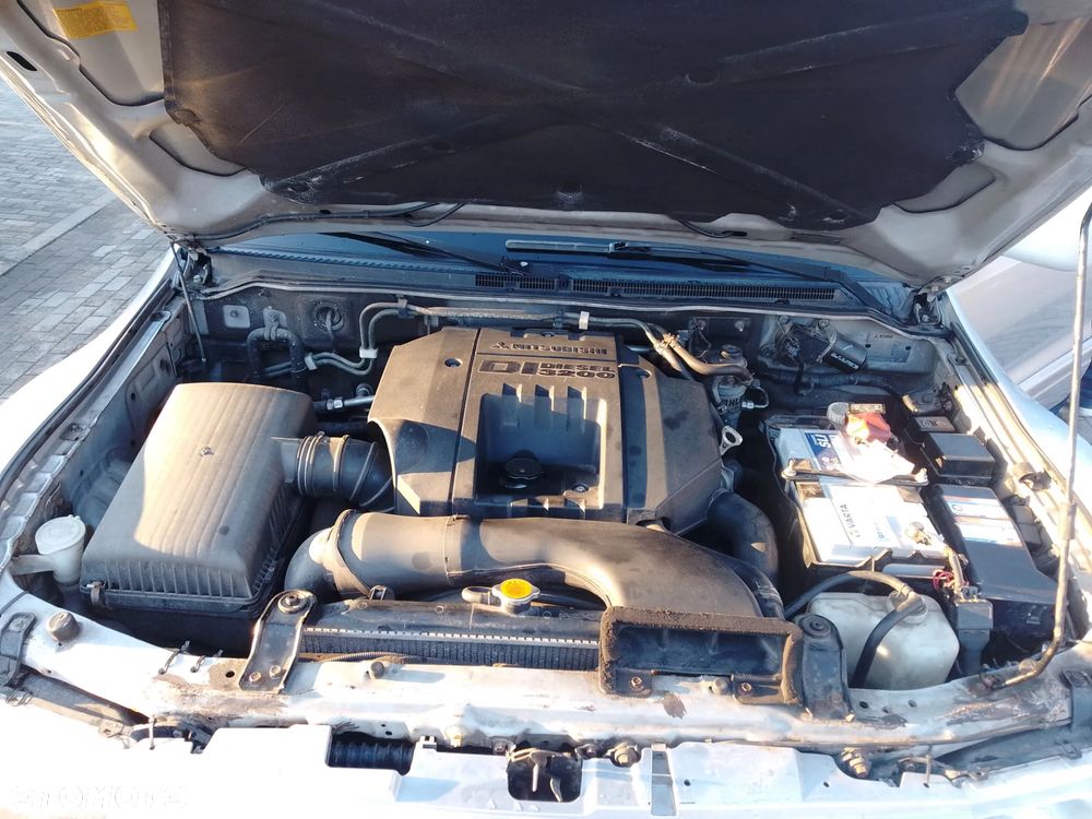 Mitsubishi Pajero 3.2 DI-D Automatik Dakar - 17