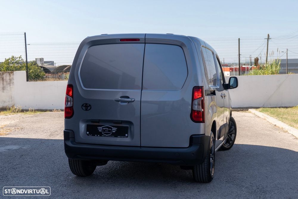 Toyota ProAce City 1.5 D-4D L1 - 8