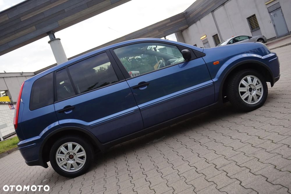 Ford Fusion - 4