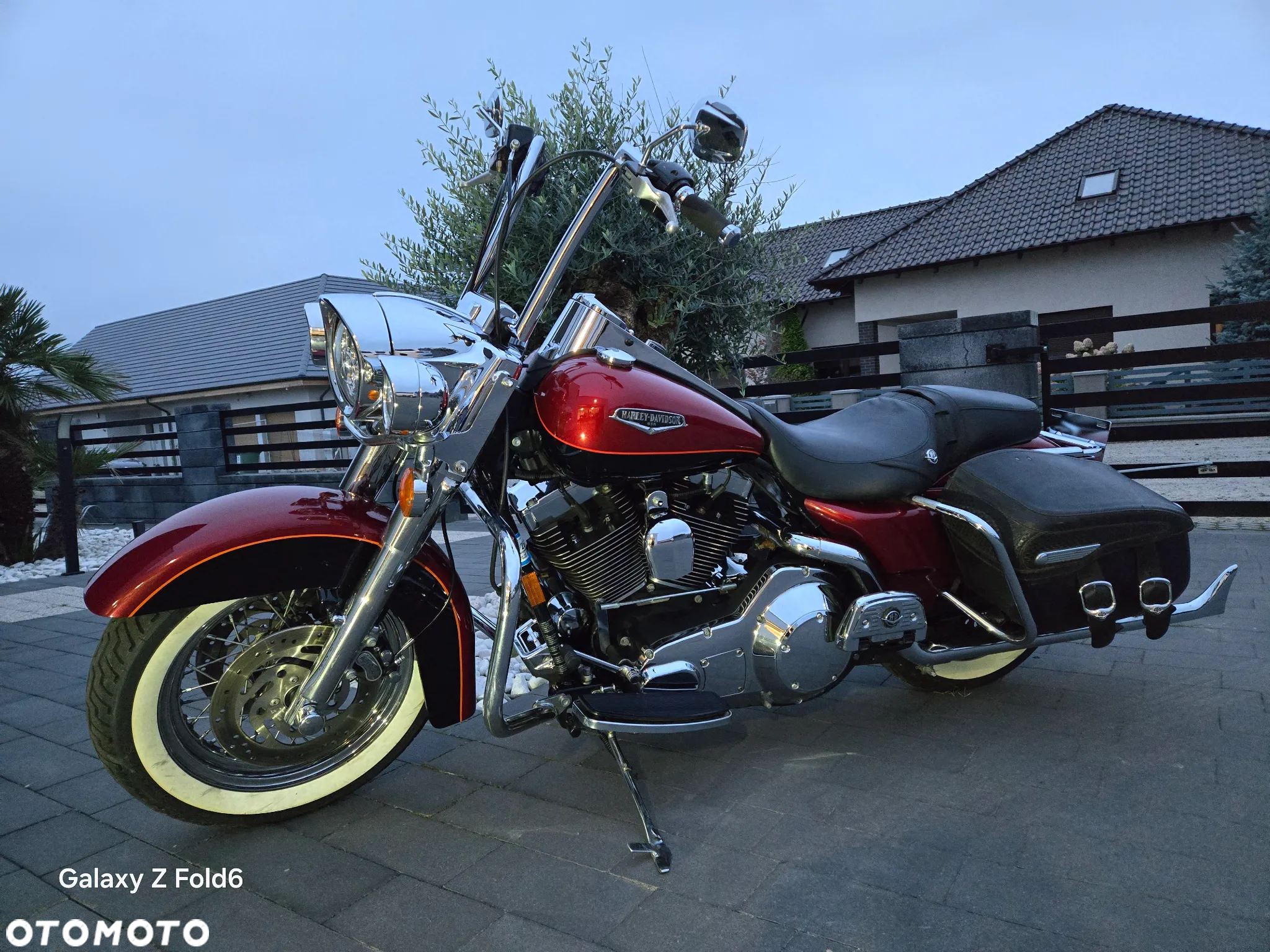 Harley-Davidson Touring Road King - 2