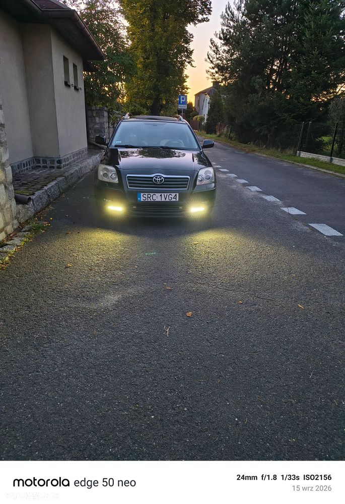 Toyota Avensis 2.0 D-4D Luna - 1