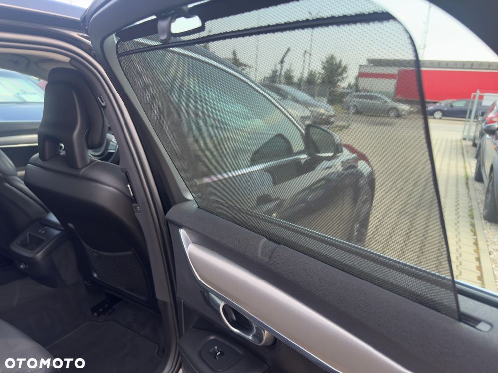Volvo S90 D4 Geartronic Momentum Pro - 28
