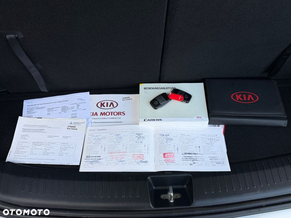 Kia Carens 1.7 CRDi XL 7os 7DCT - 37