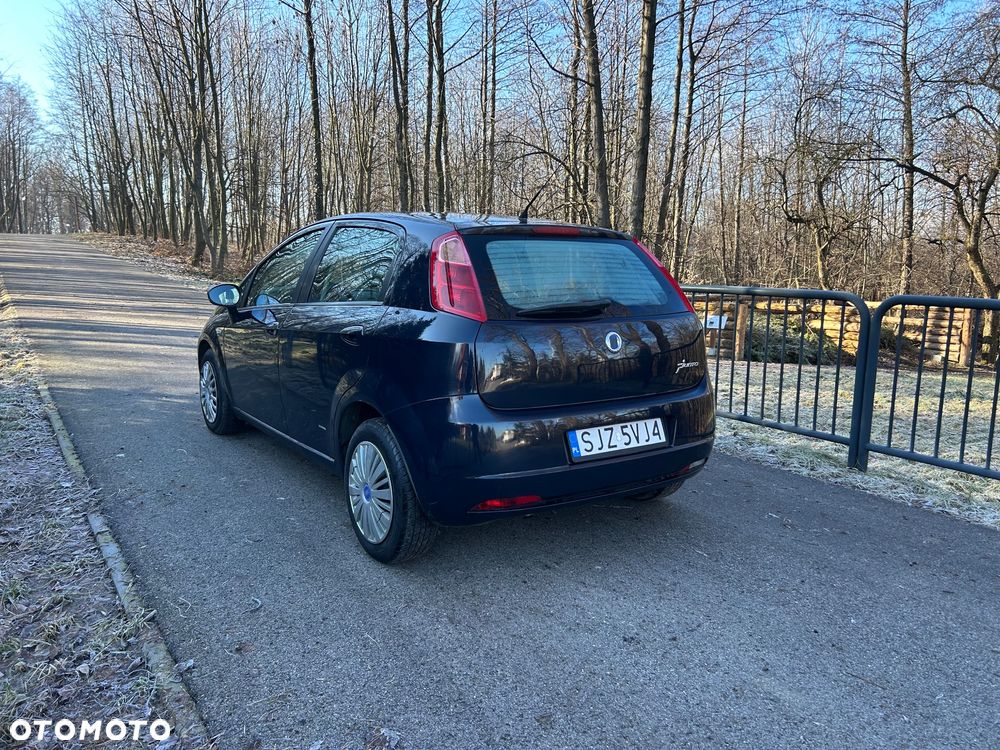 Fiat Grande Punto - 28