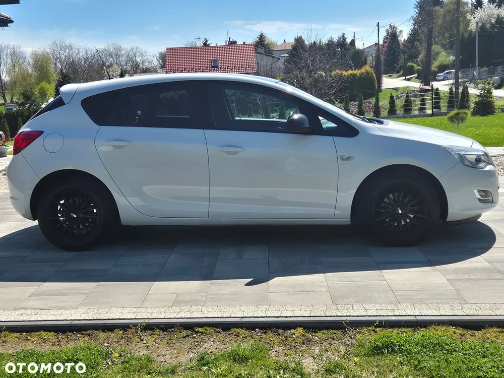 Opel Astra 1.4 T Cosmo S&S - 9
