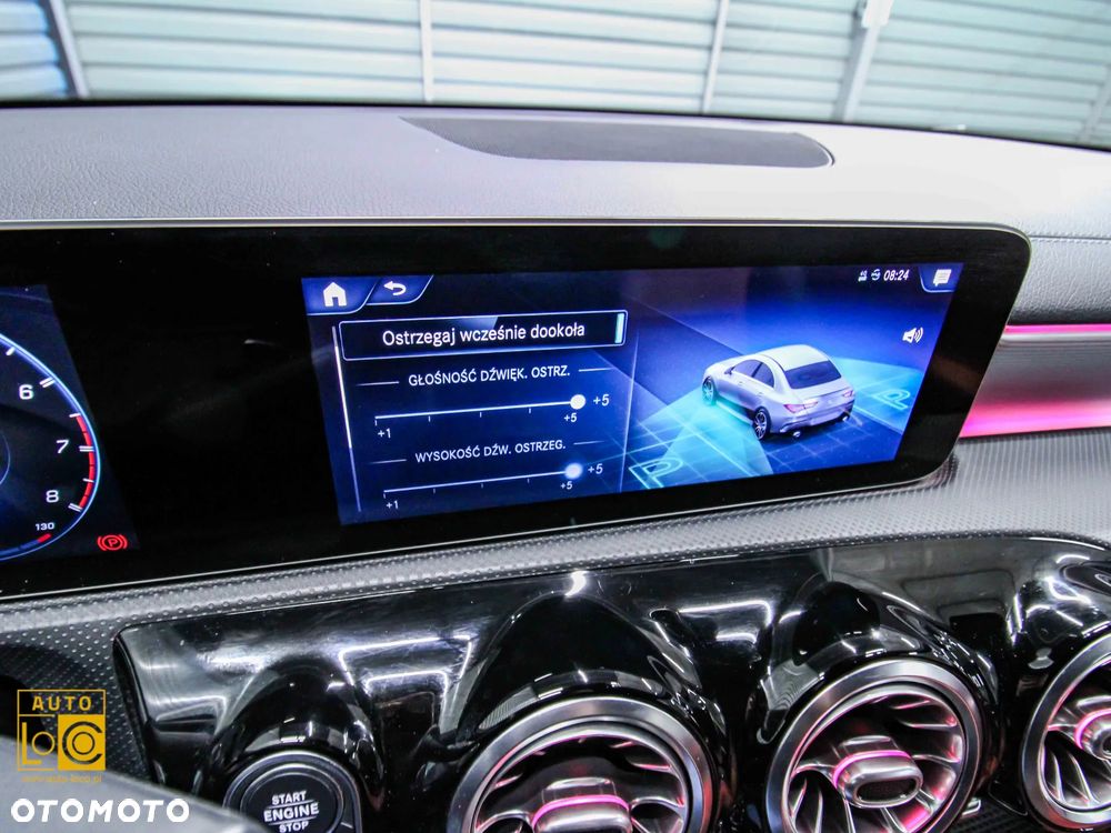 Mercedes-Benz CLA - 24