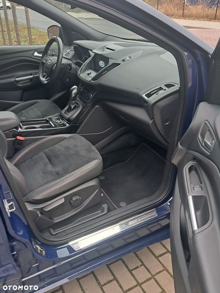 Ford Kuga 2.0 TDCi 4x4 ST-Line - 16