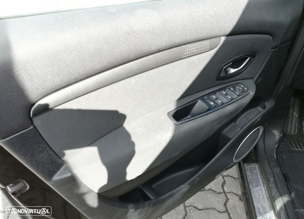 Peças Grand Scenic III (JZ0/1_) 2009 a 2013 - 10