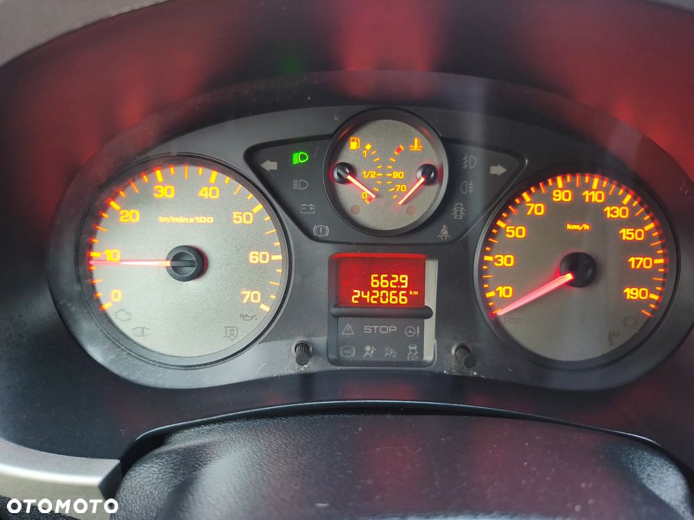 Peugeot Partner e-HDi FAP 92 Stop&Start Active - 24