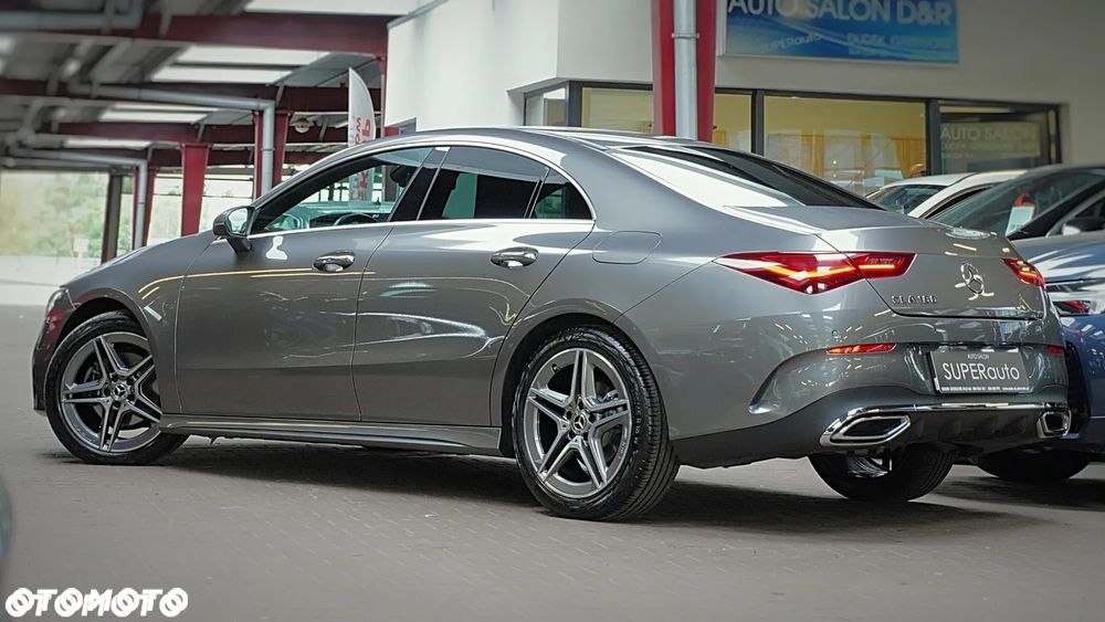 Mercedes-Benz CLA 180 AMG Line 7G-DCT - 8