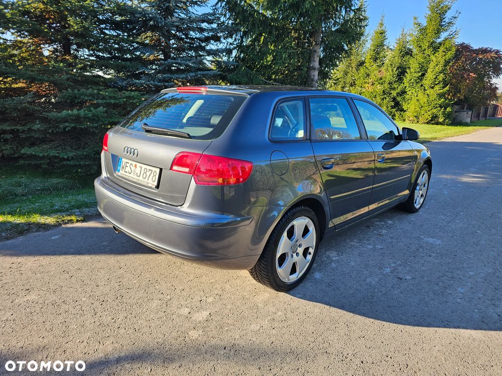 Audi A3 Sportback 1.6 Ambition - 31