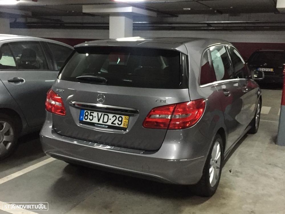 Mercedes-Benz B 180 CDI - 4