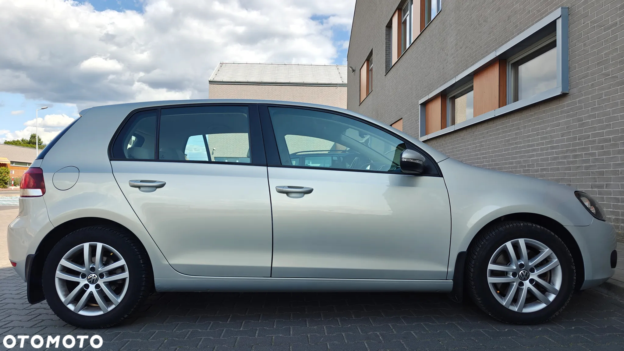 Volkswagen Golf VI 1.4 TSI Highline DSG - 9