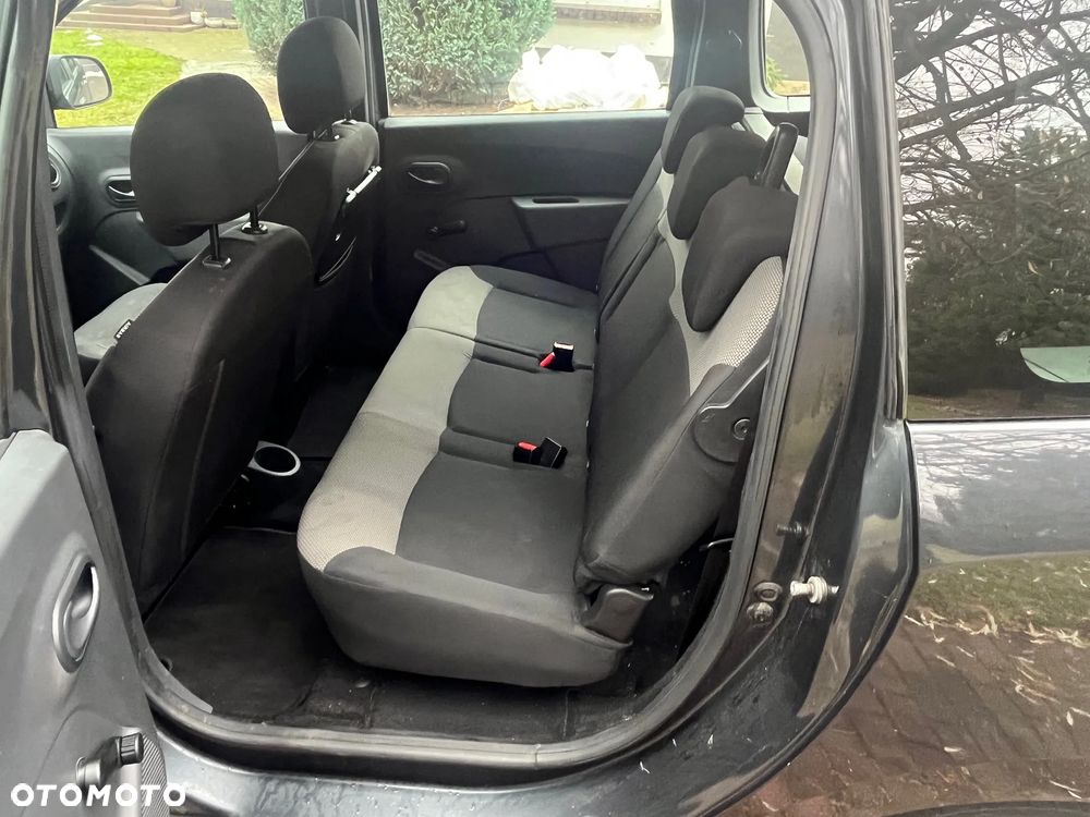 Dacia Lodgy TCe 100 GPF Comfort - 9