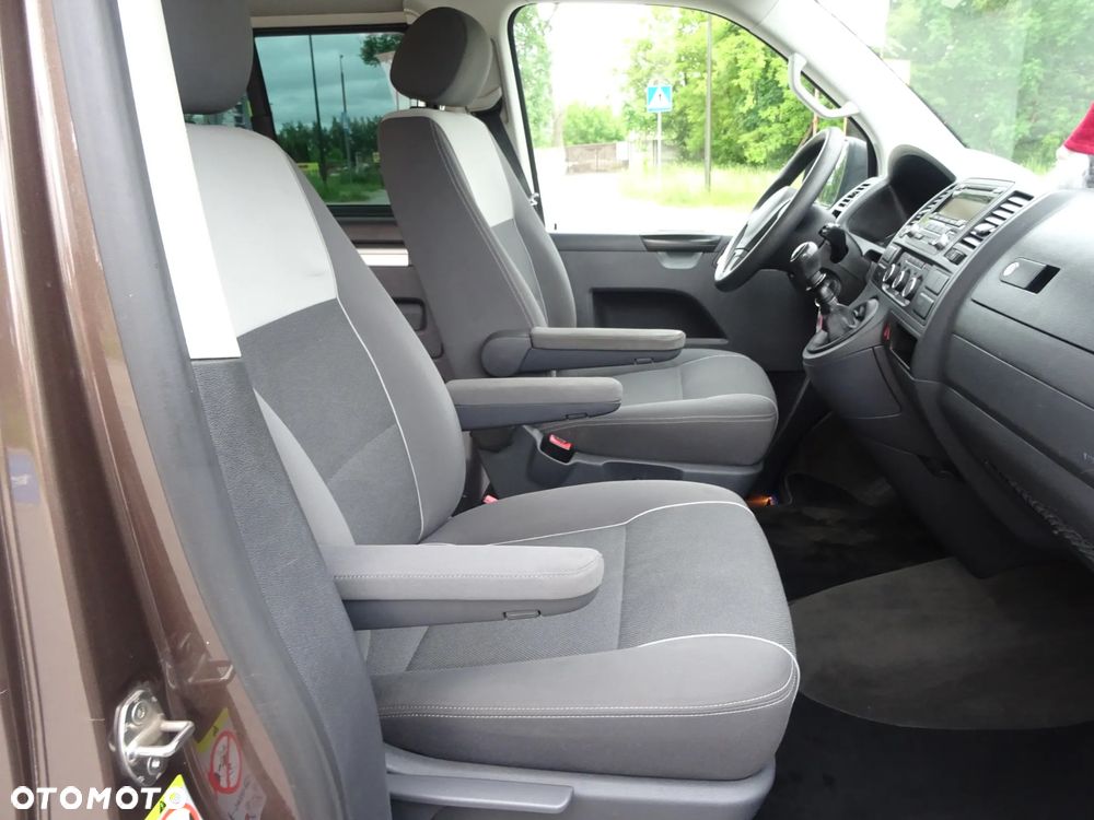 Volkswagen Multivan - 9