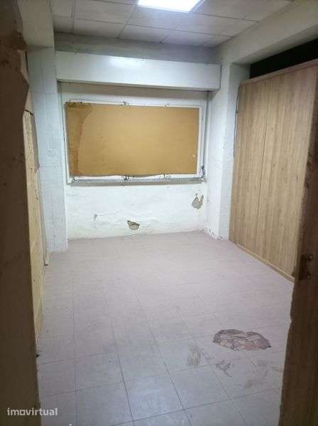 Olivais box/ stocage/ arrecadação - Grande imagem: 3/4