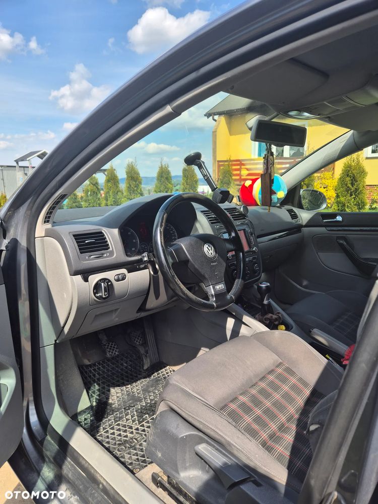 Volkswagen Golf 1.9 TDI Comfortline - 9