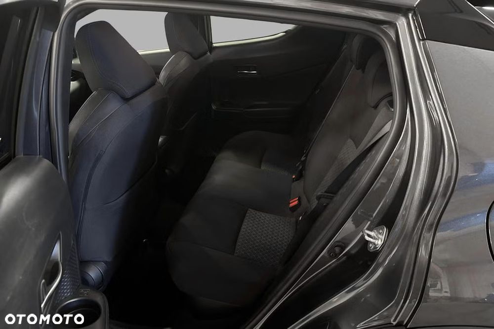 Toyota C-HR Lounge - 19
